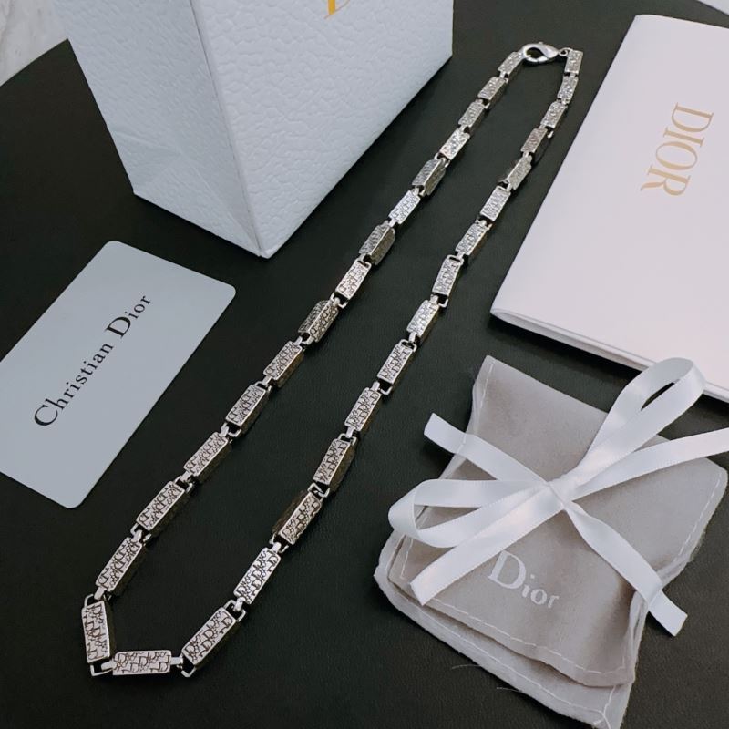 chr1st1an D10r necklaces